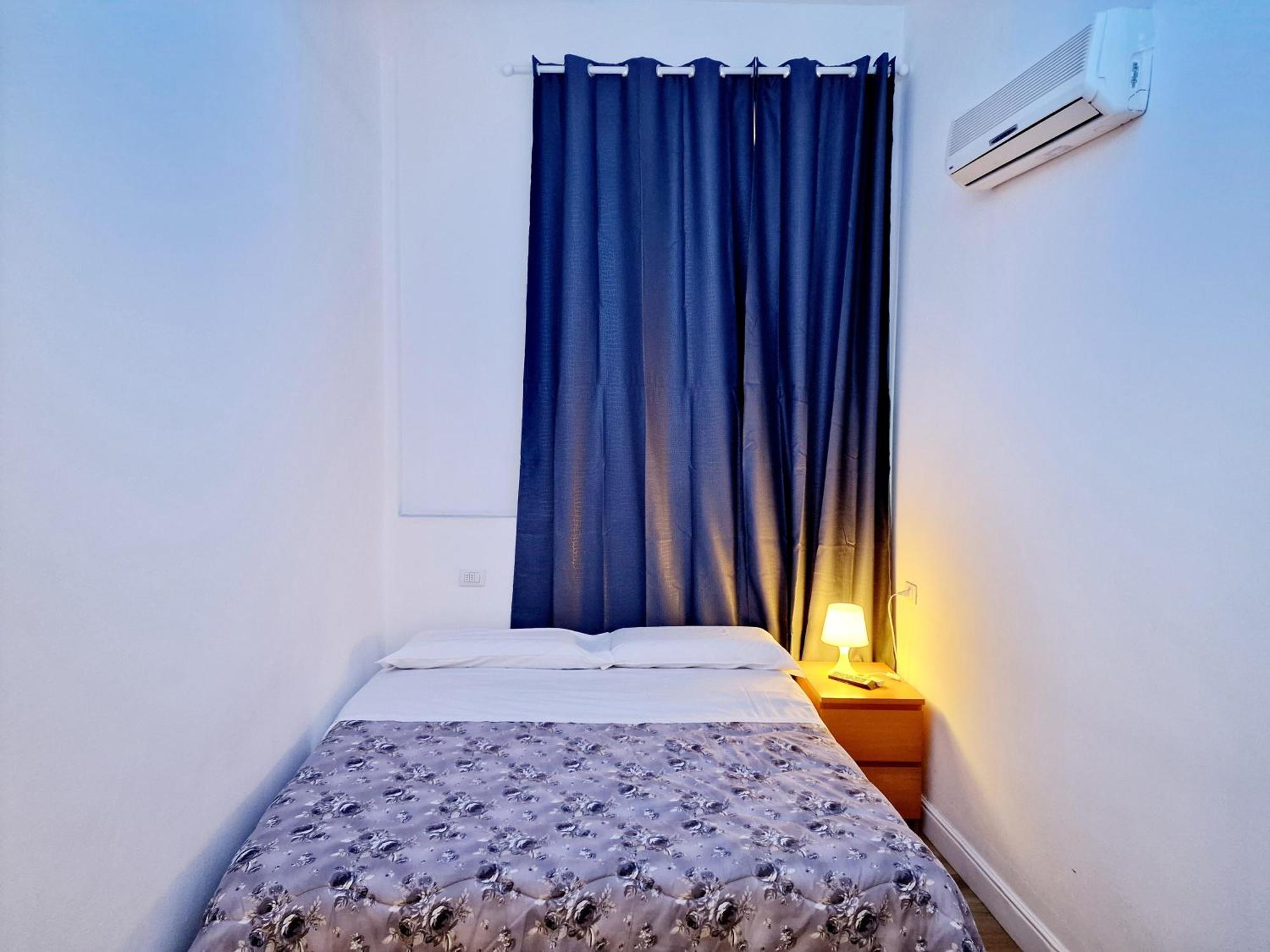 Hotel Firenze 2000 Kültér fotó