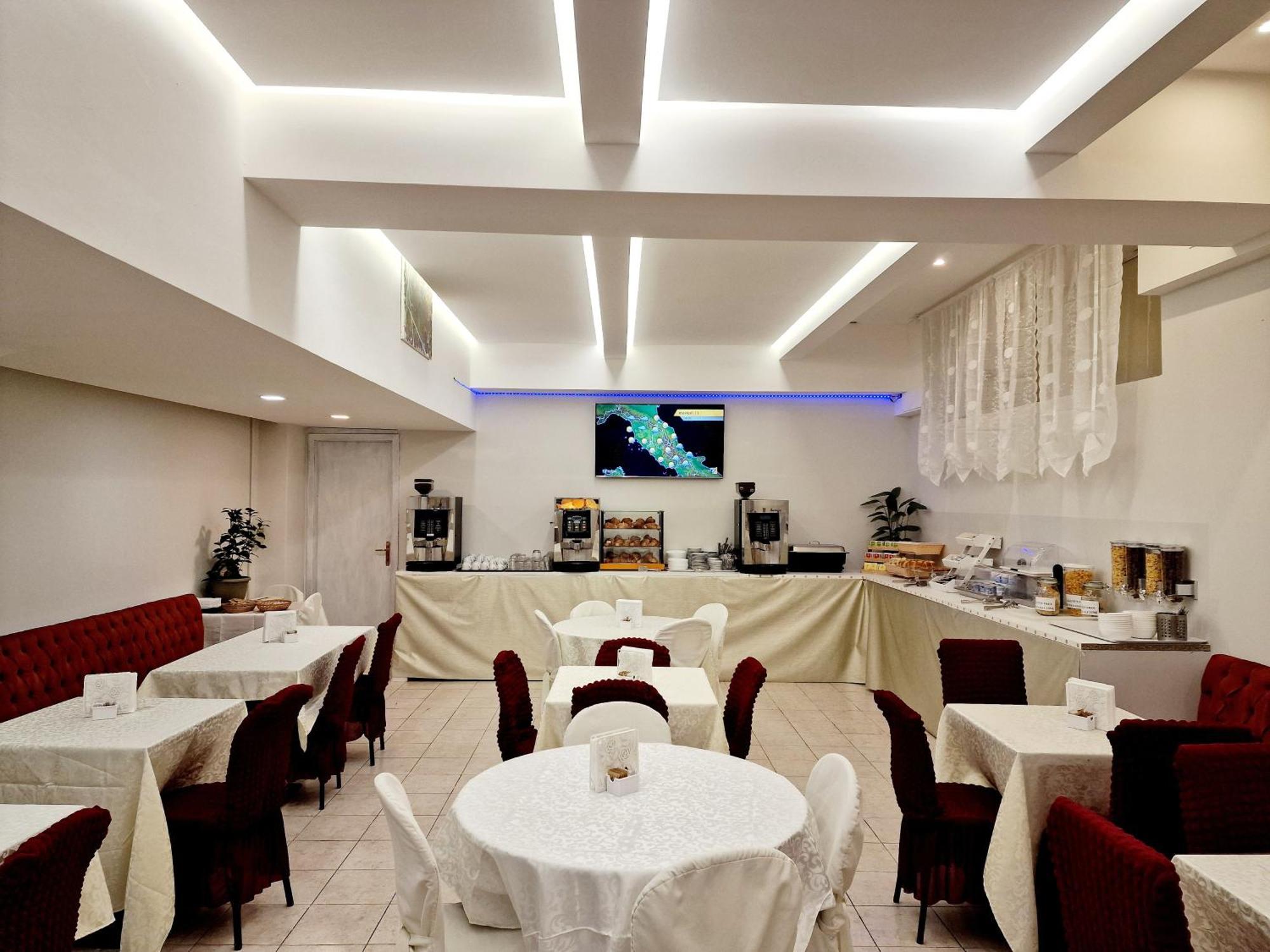 Hotel Firenze 2000 Kültér fotó