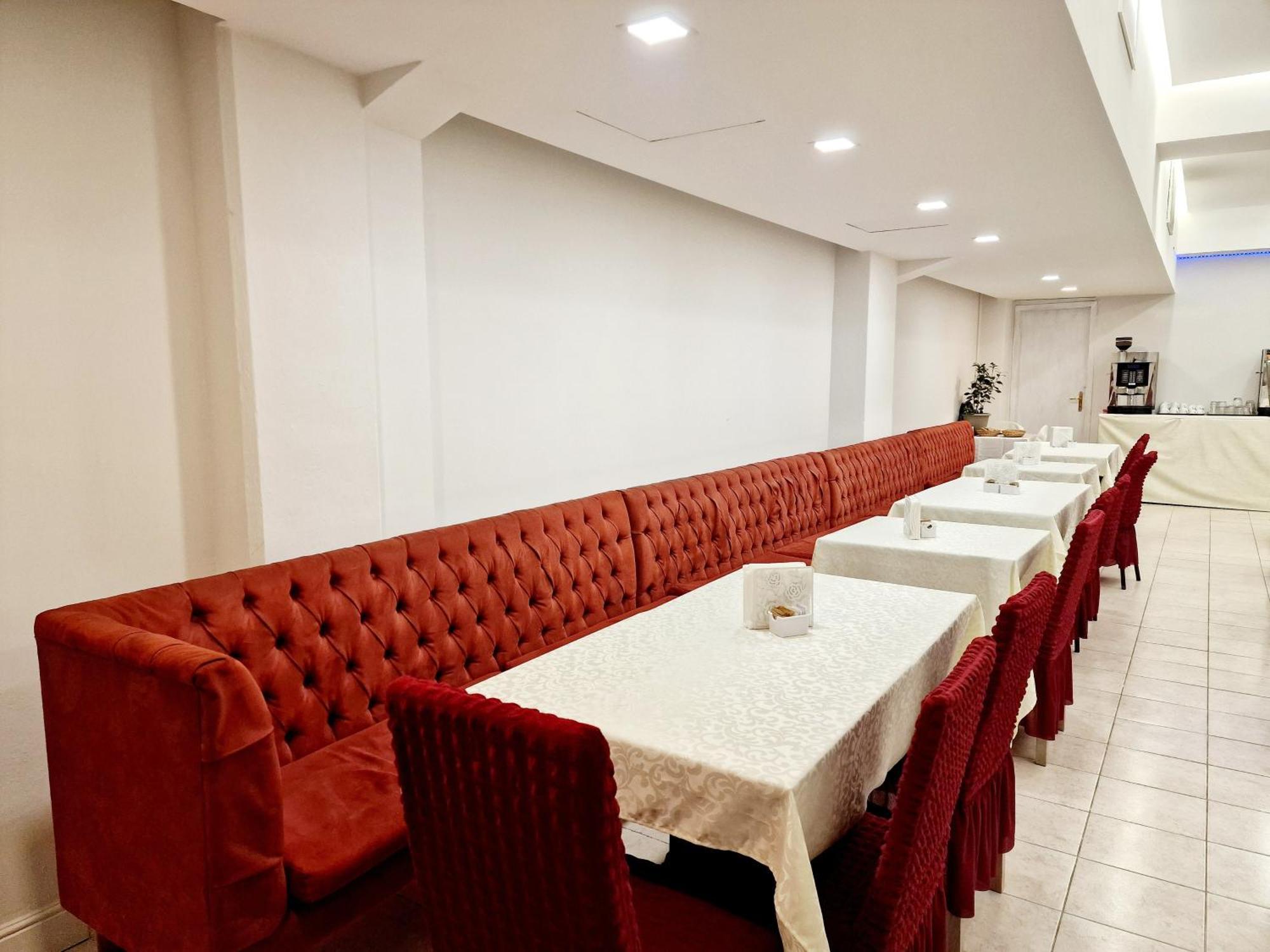 Hotel Firenze 2000 Kültér fotó