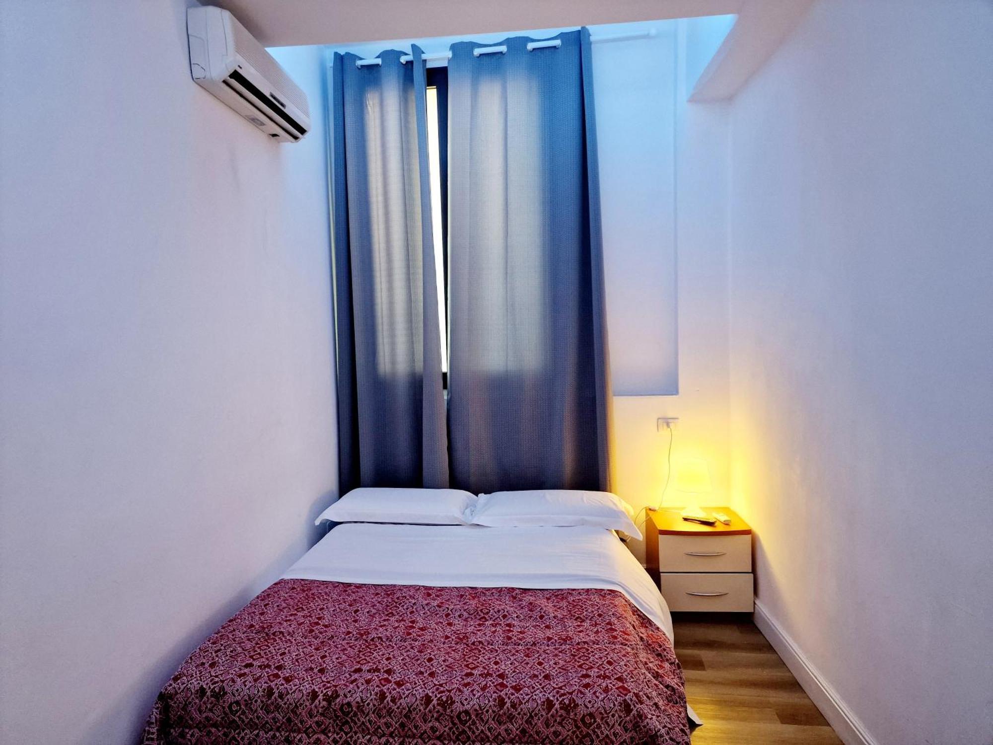 Hotel Firenze 2000 Kültér fotó