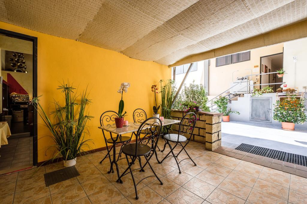 Hotel Firenze 2000 Kültér fotó